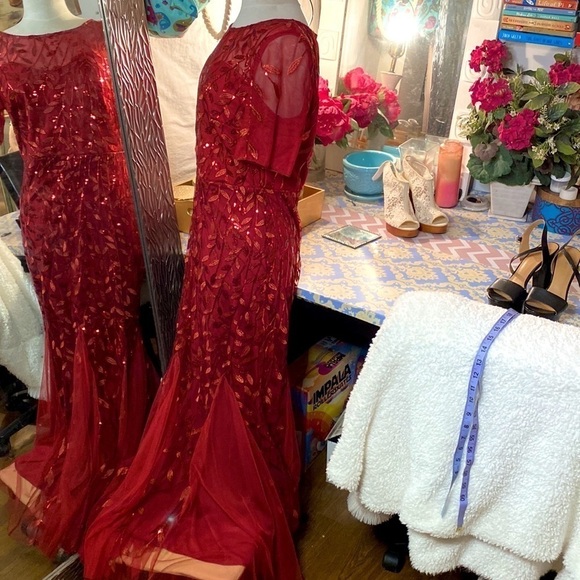 🌷EVER Pretty🌷Sheer Floral Sequin Mermaid Fishtail Style Dress - Picture 9 of 15